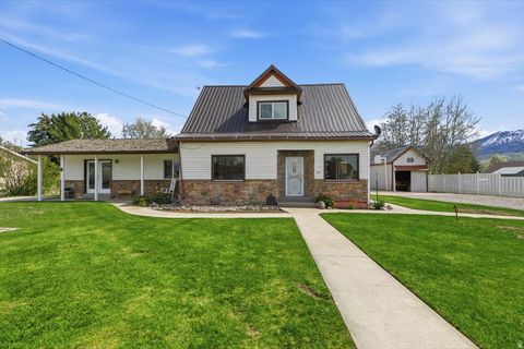 Photo of 24 N 300 E, Franklin, ID 83237 (MLS # 2148740)