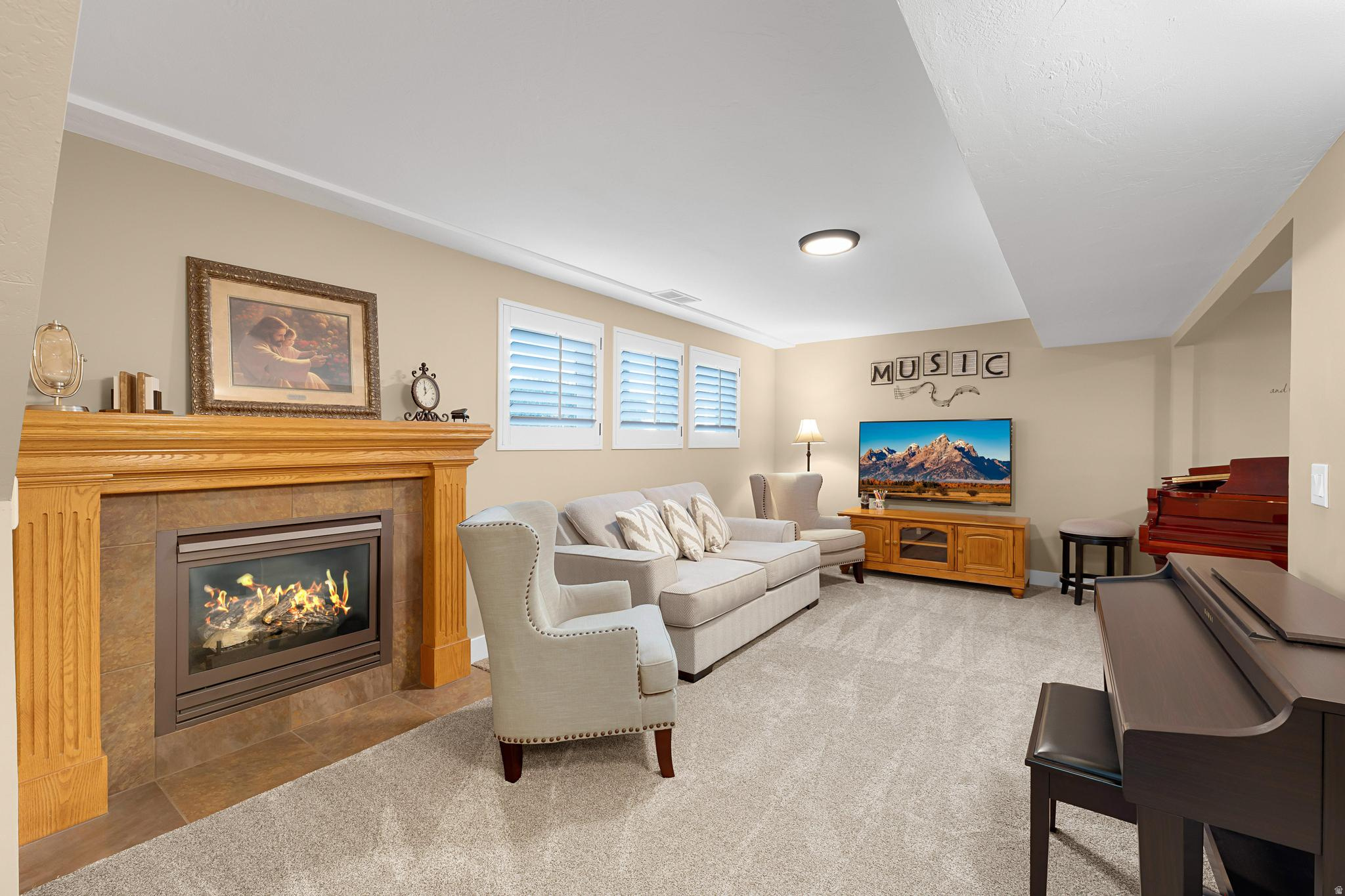 MEADOWS - Residential