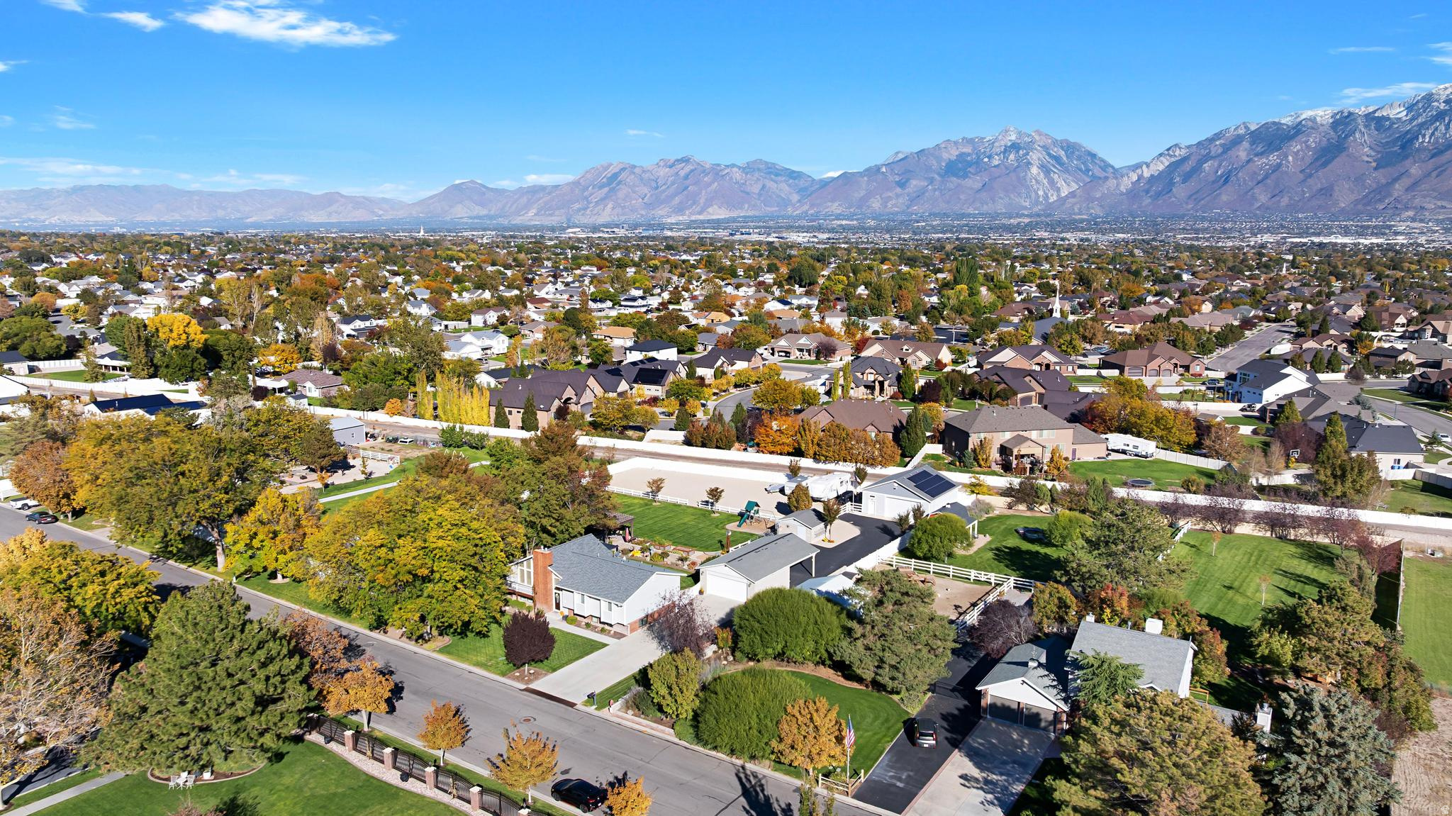 MEADOWS - Residential