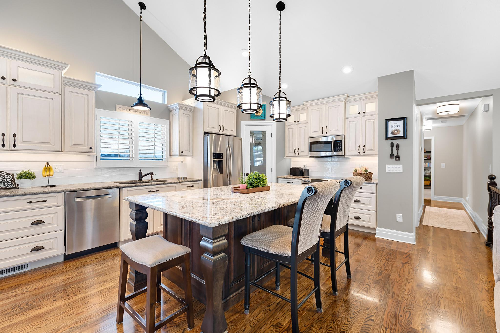 MEADOWS - Residential