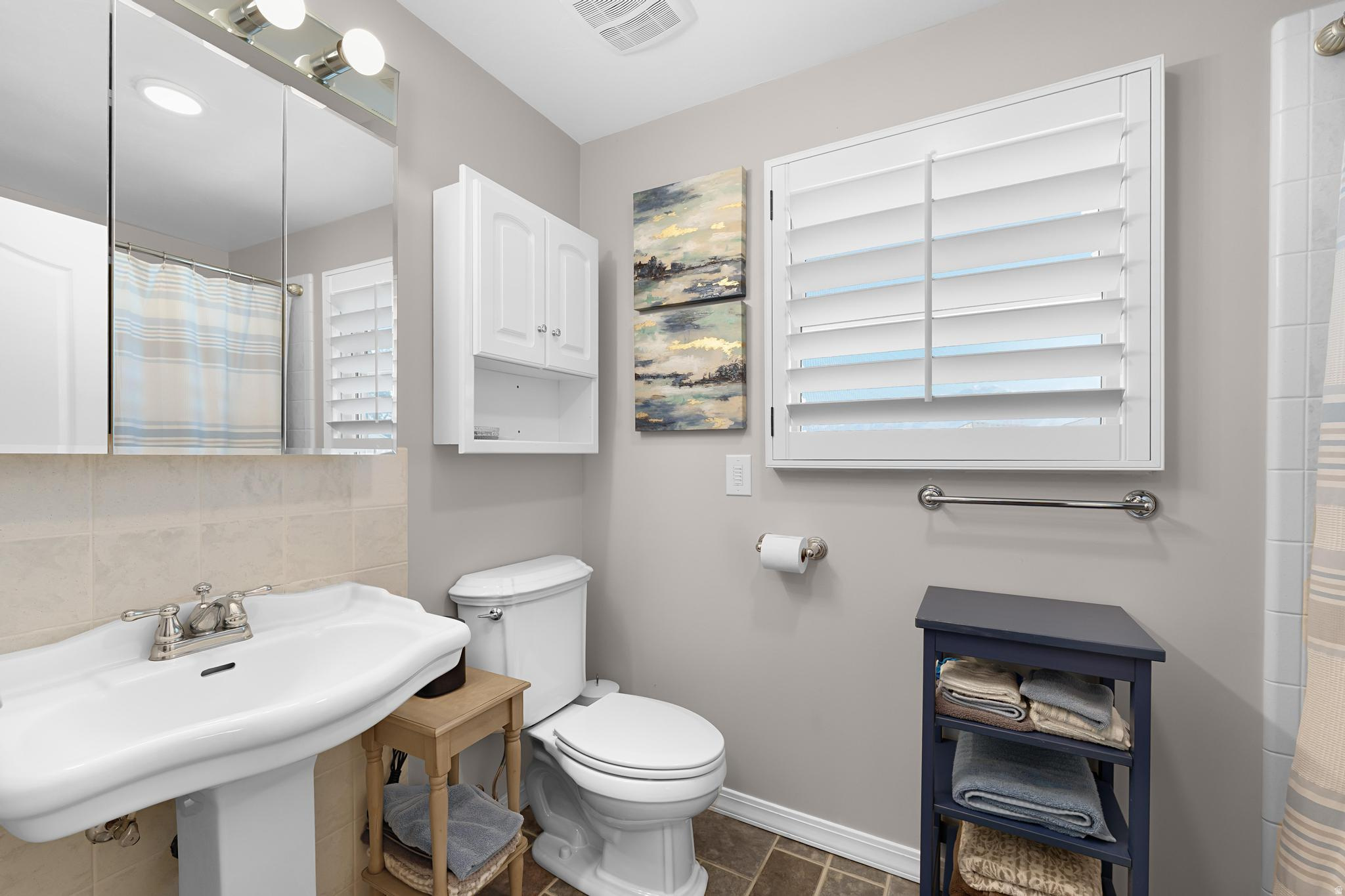 MEADOWS - Residential