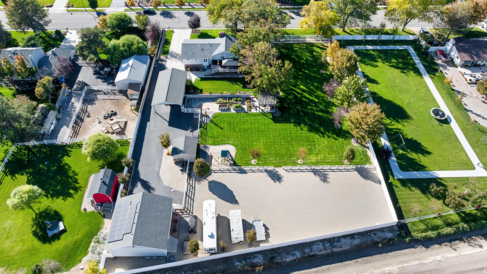 MEADOWS - Residential