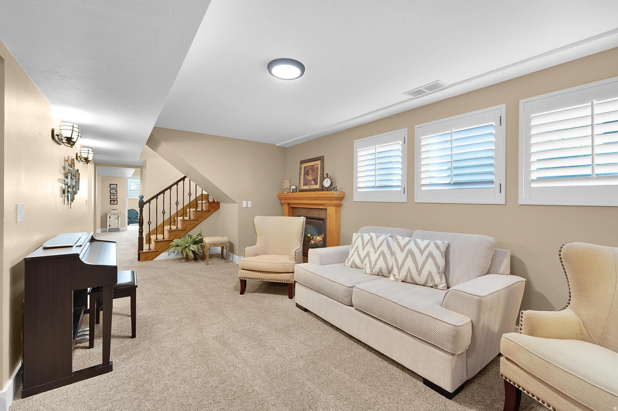 MEADOWS - Residential