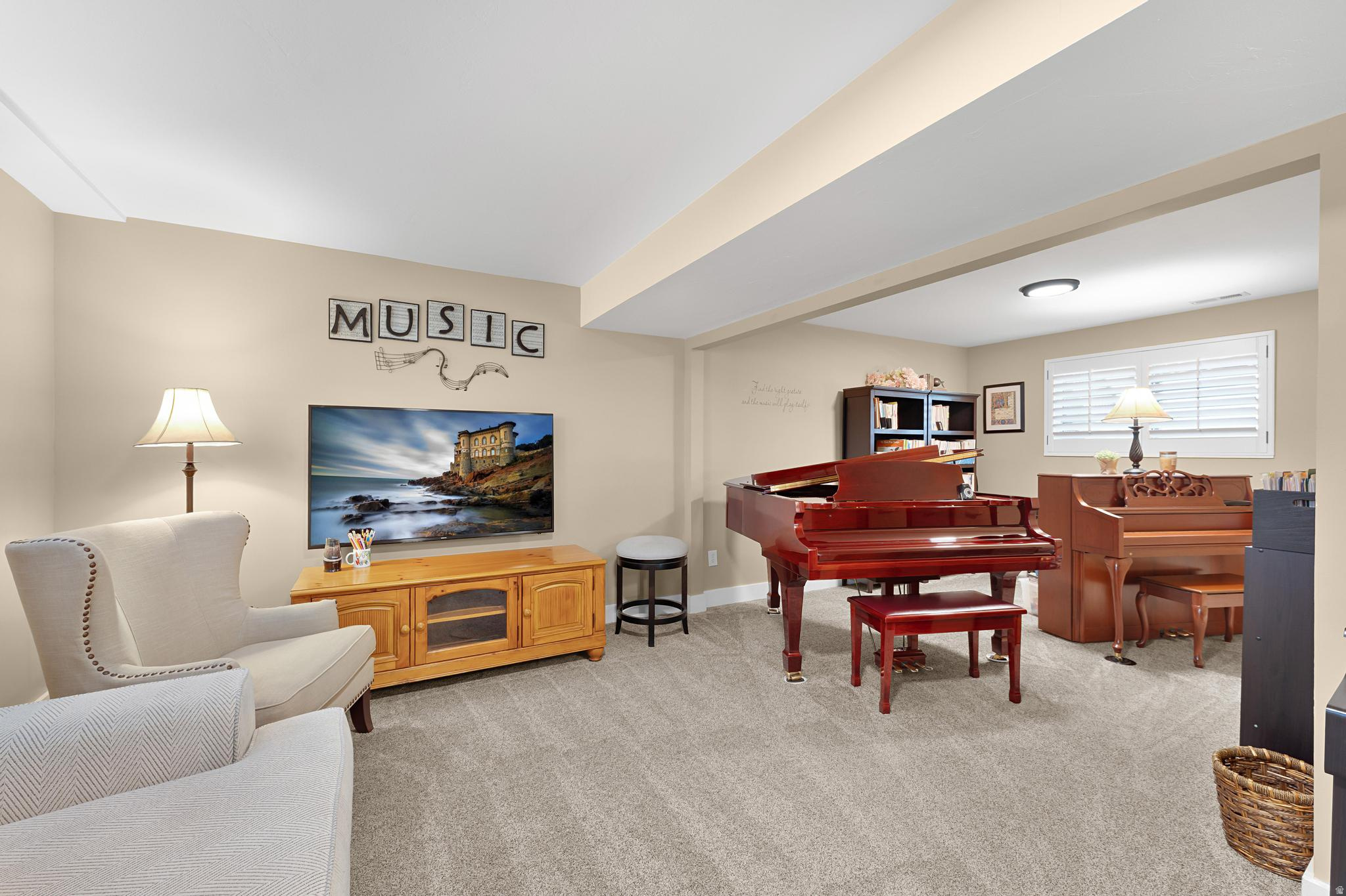 MEADOWS - Residential