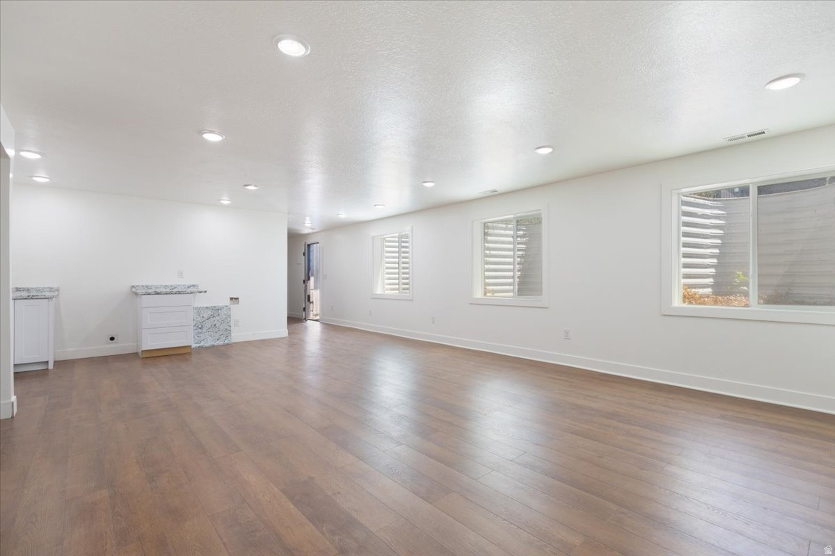 TRAVELLER LANE SUBDIVISION - Residential