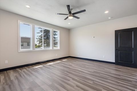 Tiny photo for 328 E 300 N, Richmond, UT 84333 (MLS # 2123572)