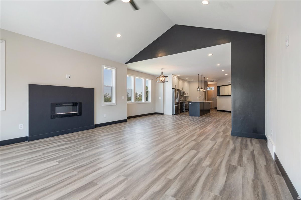 TRAVELLER LANE SUBDIVISION - Residential