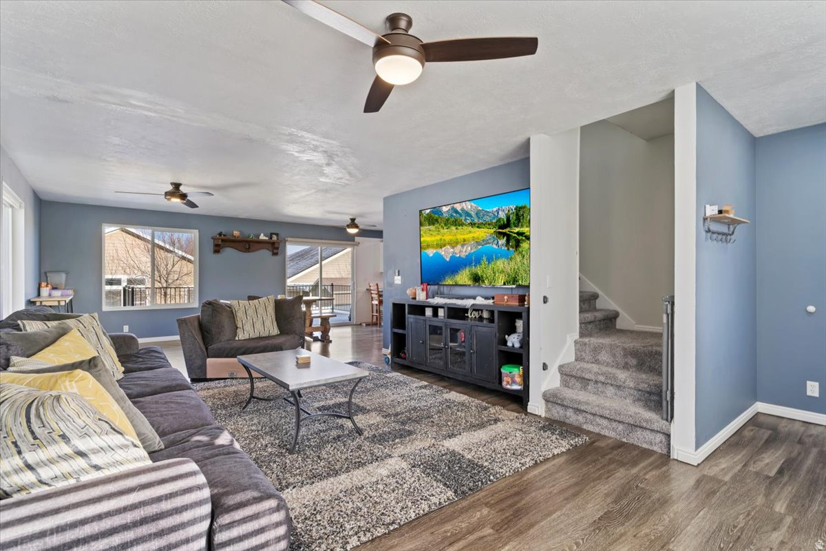 DRAAYER MEADOWS - Residential