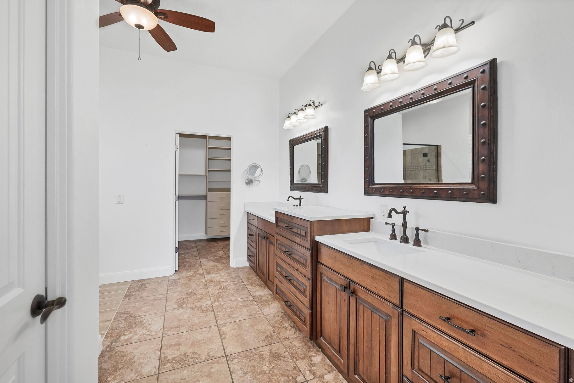 HERITAGE FIELDS 2 - Residential