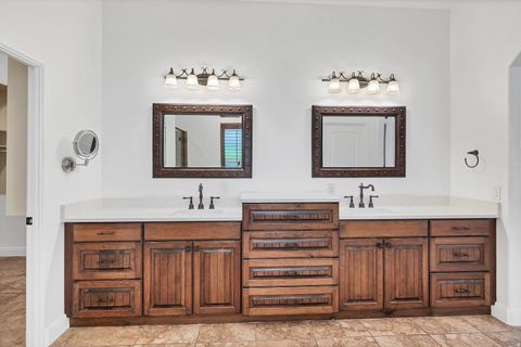 Tiny photo for 445 E 1470 S, Washington, UT 84780 (MLS # 2153303)