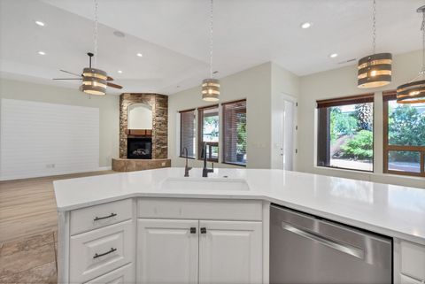 Tiny photo for 445 E 1470 S, Washington, UT 84780 (MLS # 2153303)