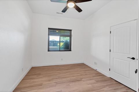 Tiny photo for 445 E 1470 S, Washington, UT 84780 (MLS # 2153303)