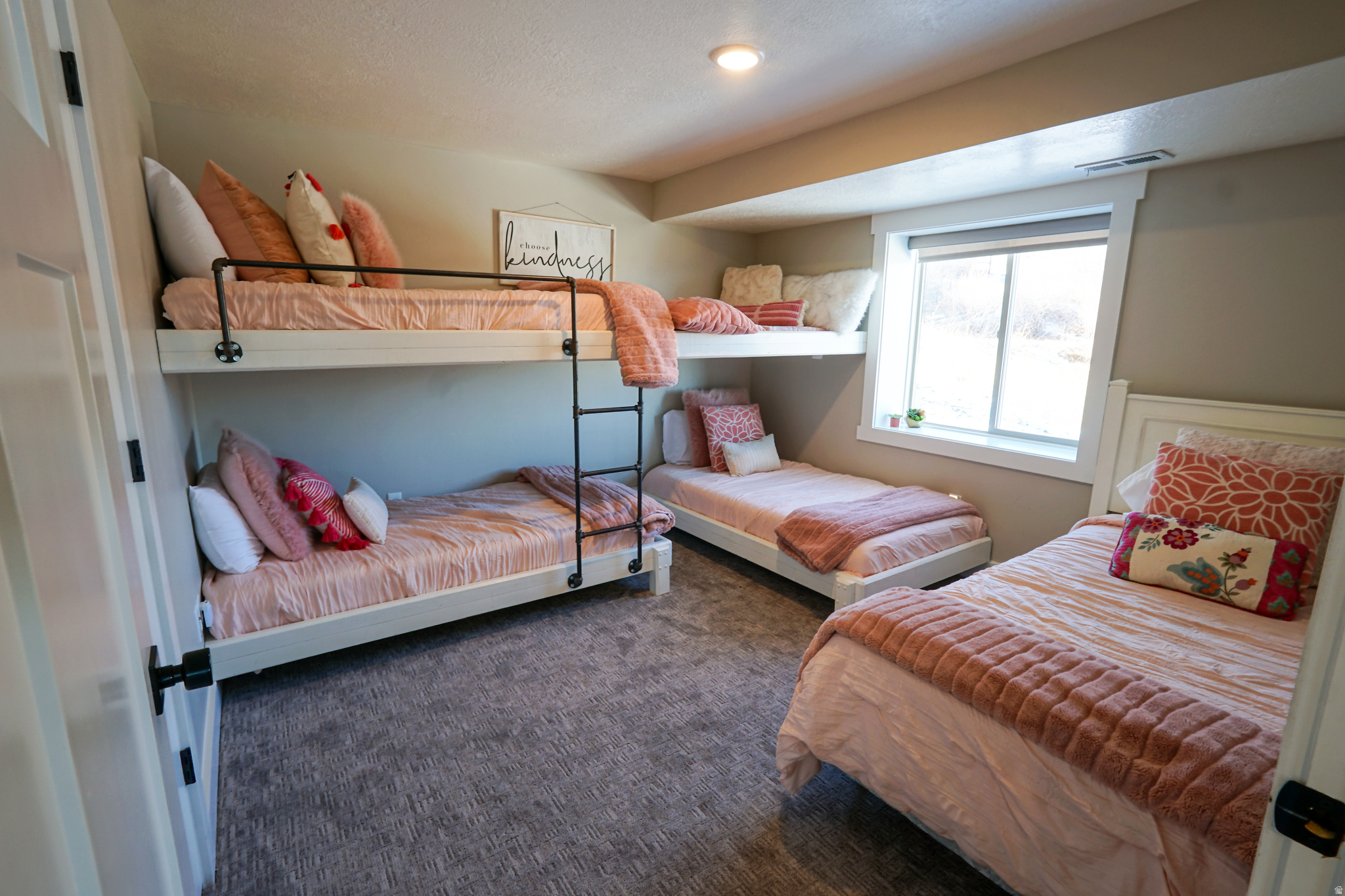 RASPBERRY PATCH ESTATES - Residential