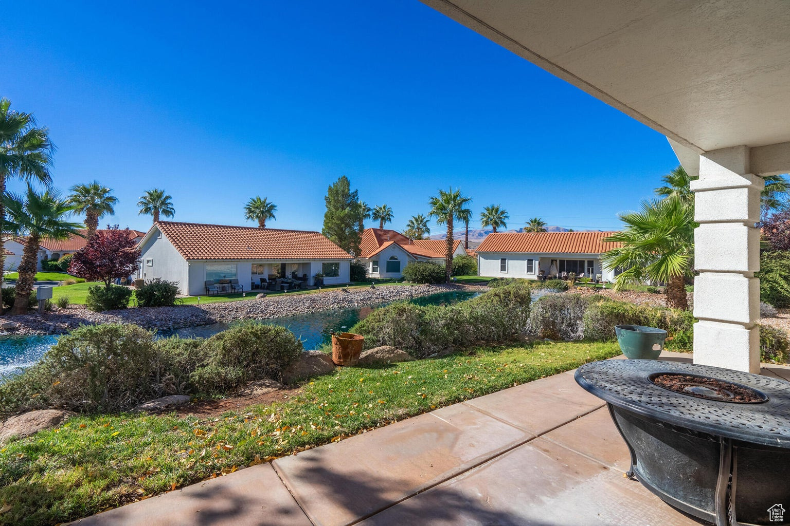 EMERALD SPRINGS TH 2 - Residential