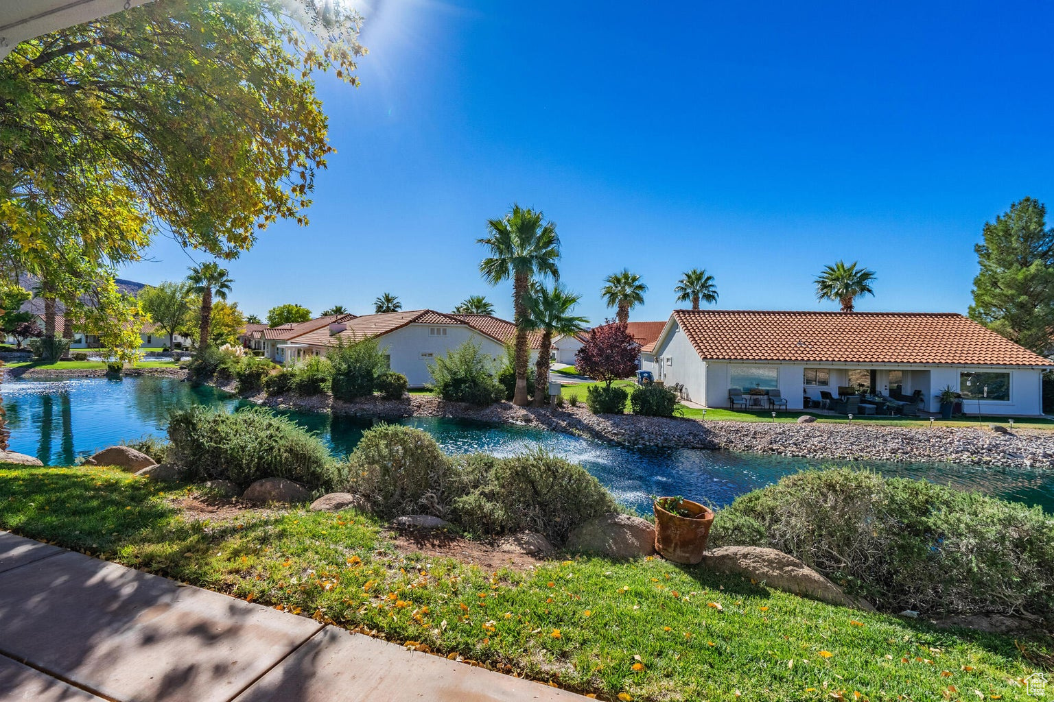 EMERALD SPRINGS TH 2 - Residential