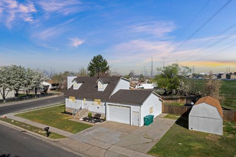 Tiny photo for 1130 W 1045 S, Clearfield, UT 84015 (MLS # 2146706)