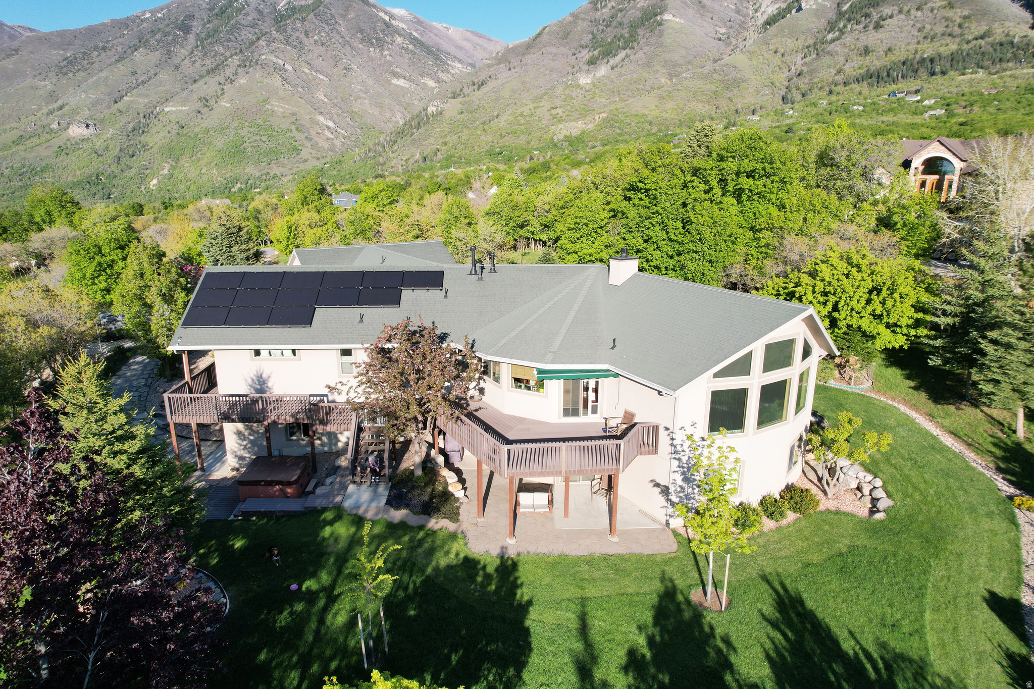 FLINTRIDGE - Residential