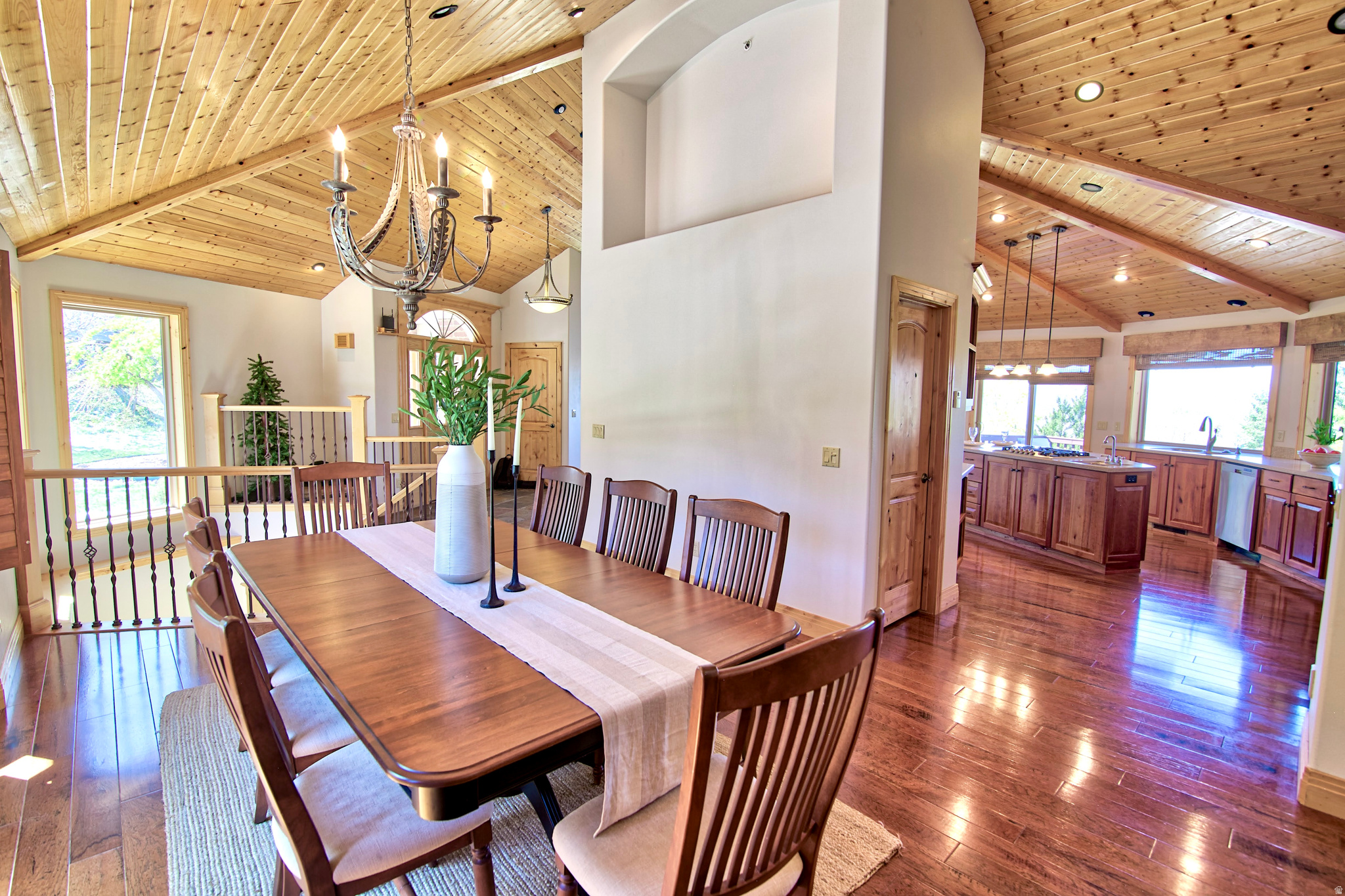 FLINTRIDGE - Residential