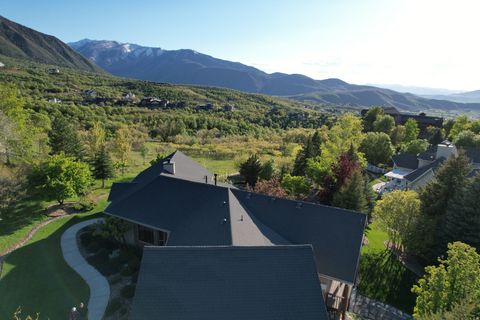 Tiny photo for 715 S OAK DR, Woodland Hills, UT 84653 (MLS # 2149635)
