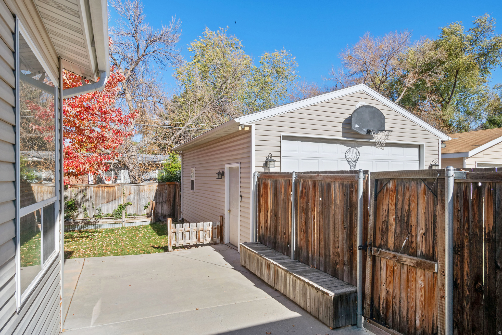 TANGLEWOOD - Residential