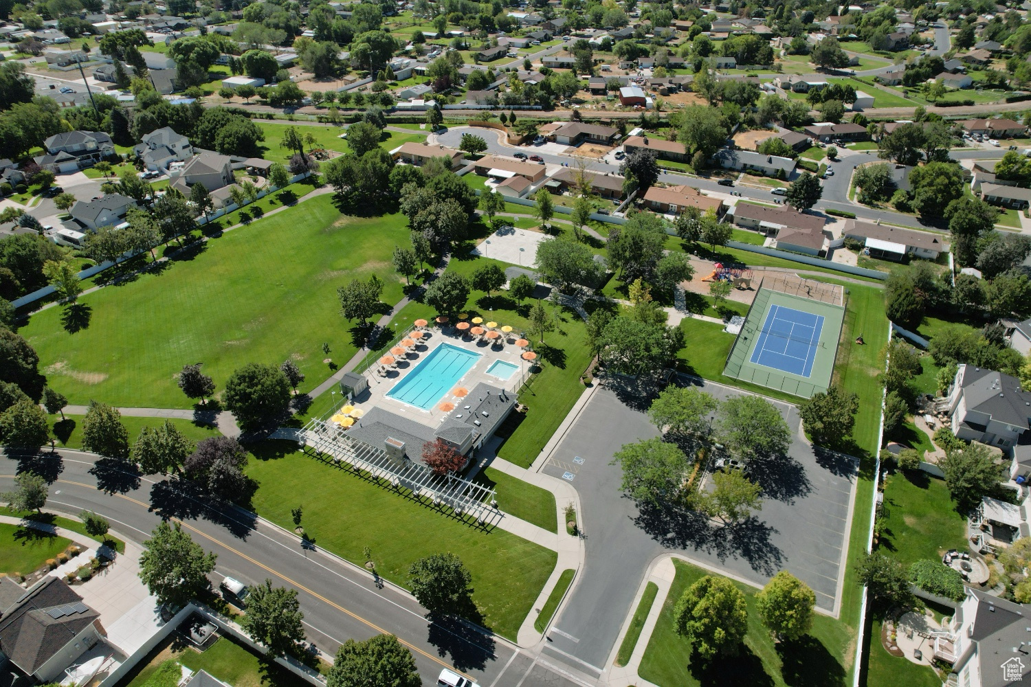 IVORY HIGHLANDS - Residential