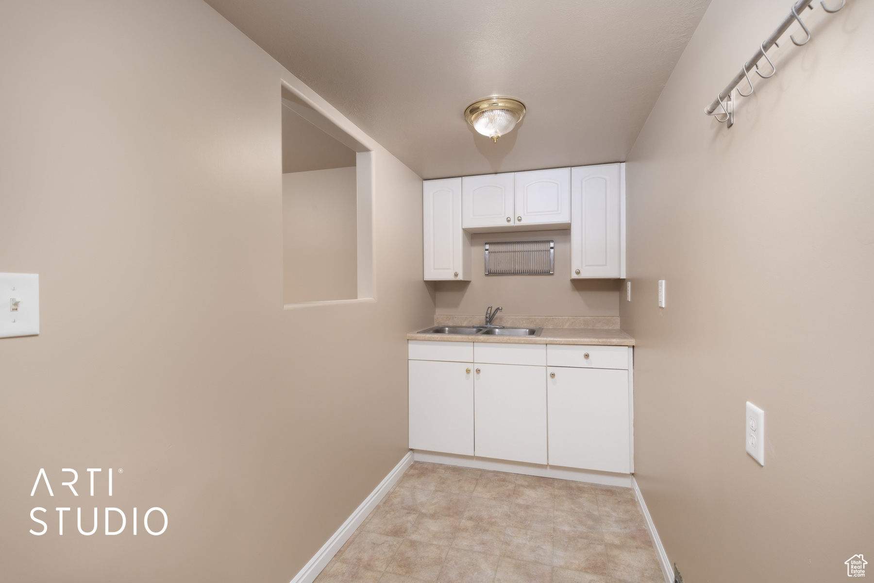 IVORY HIGHLANDS - Residential