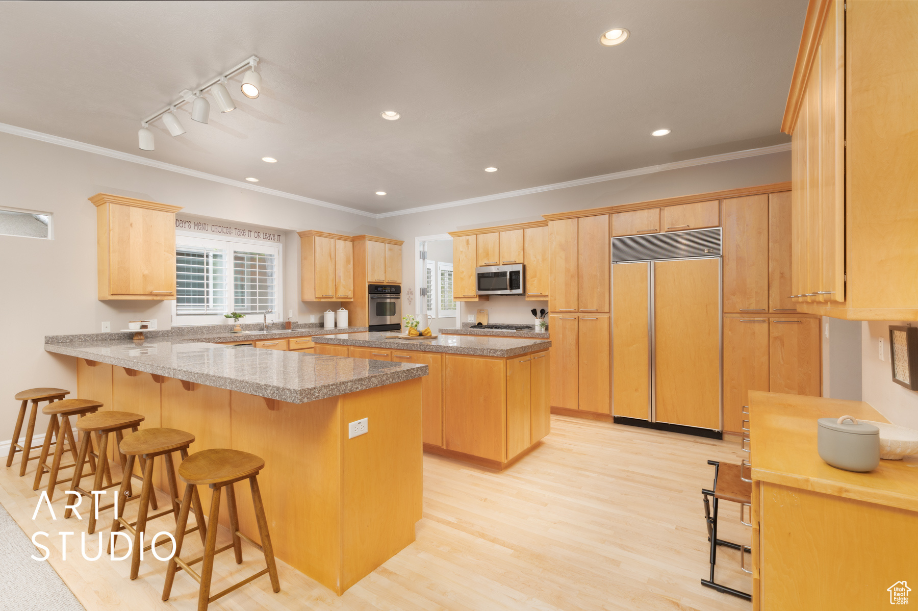 IVORY HIGHLANDS - Residential