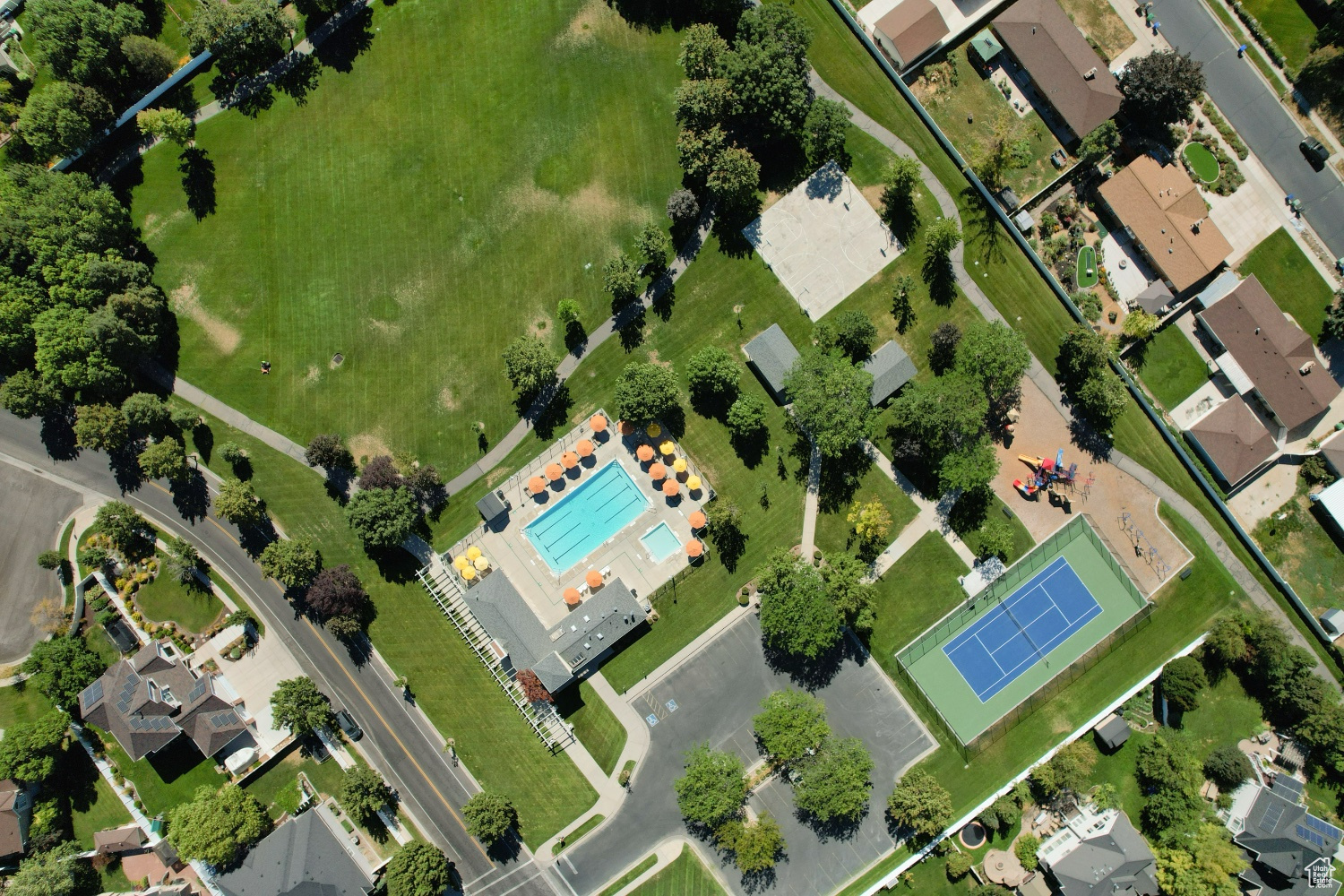 IVORY HIGHLANDS - Residential