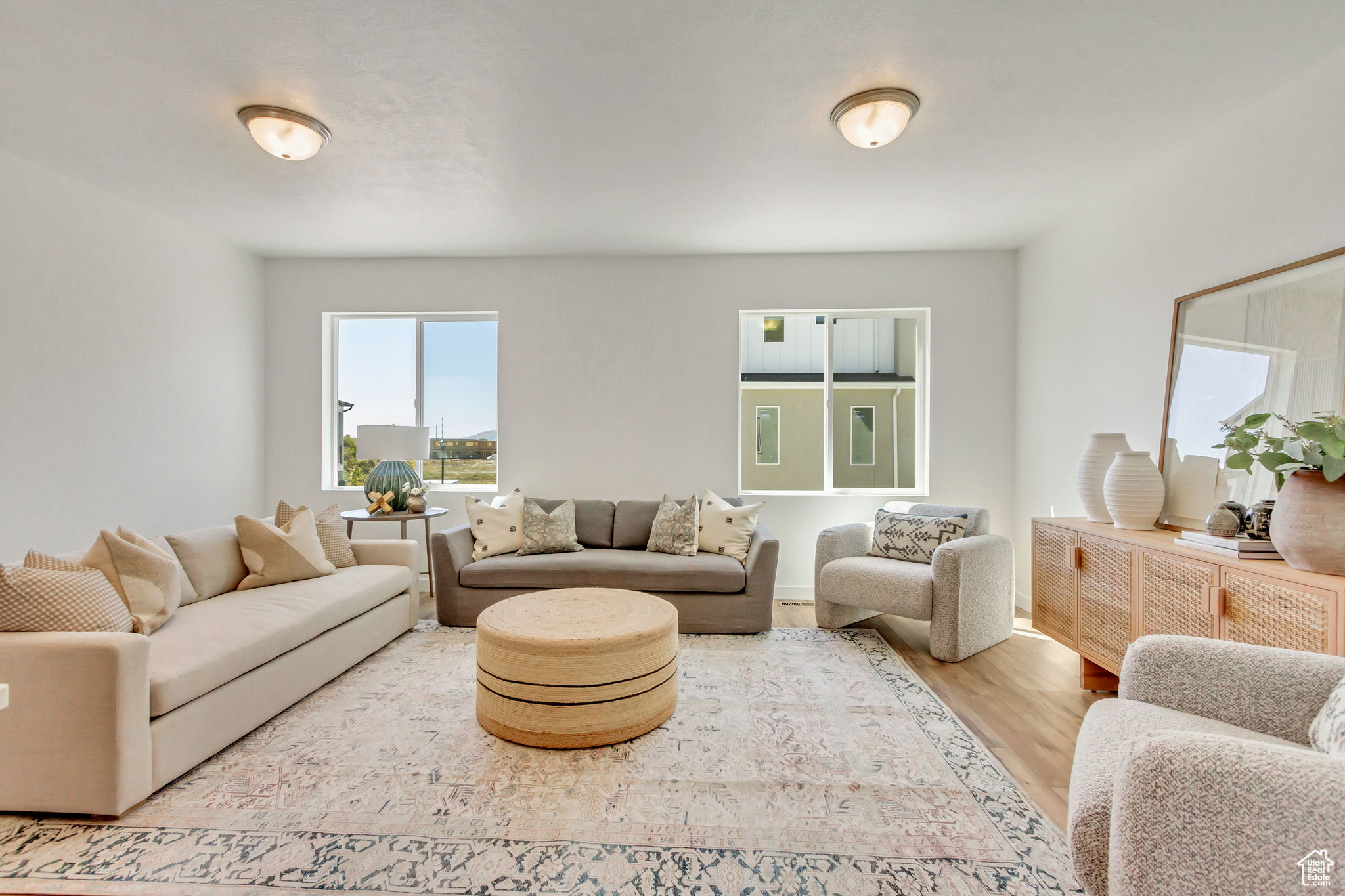 MEADOWBROOK - Residential