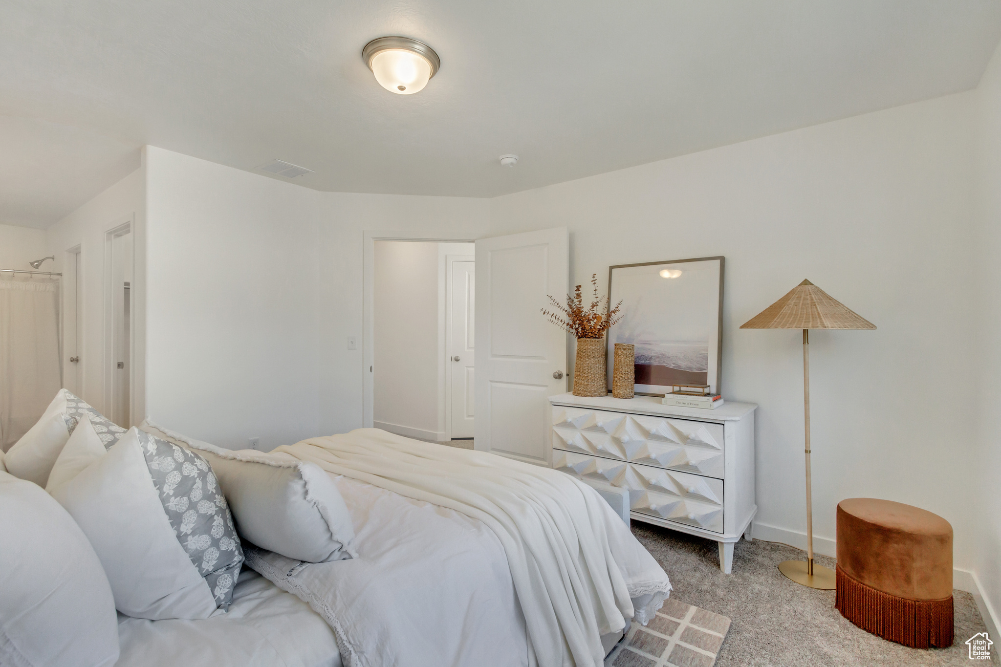 MEADOWBROOK - Residential