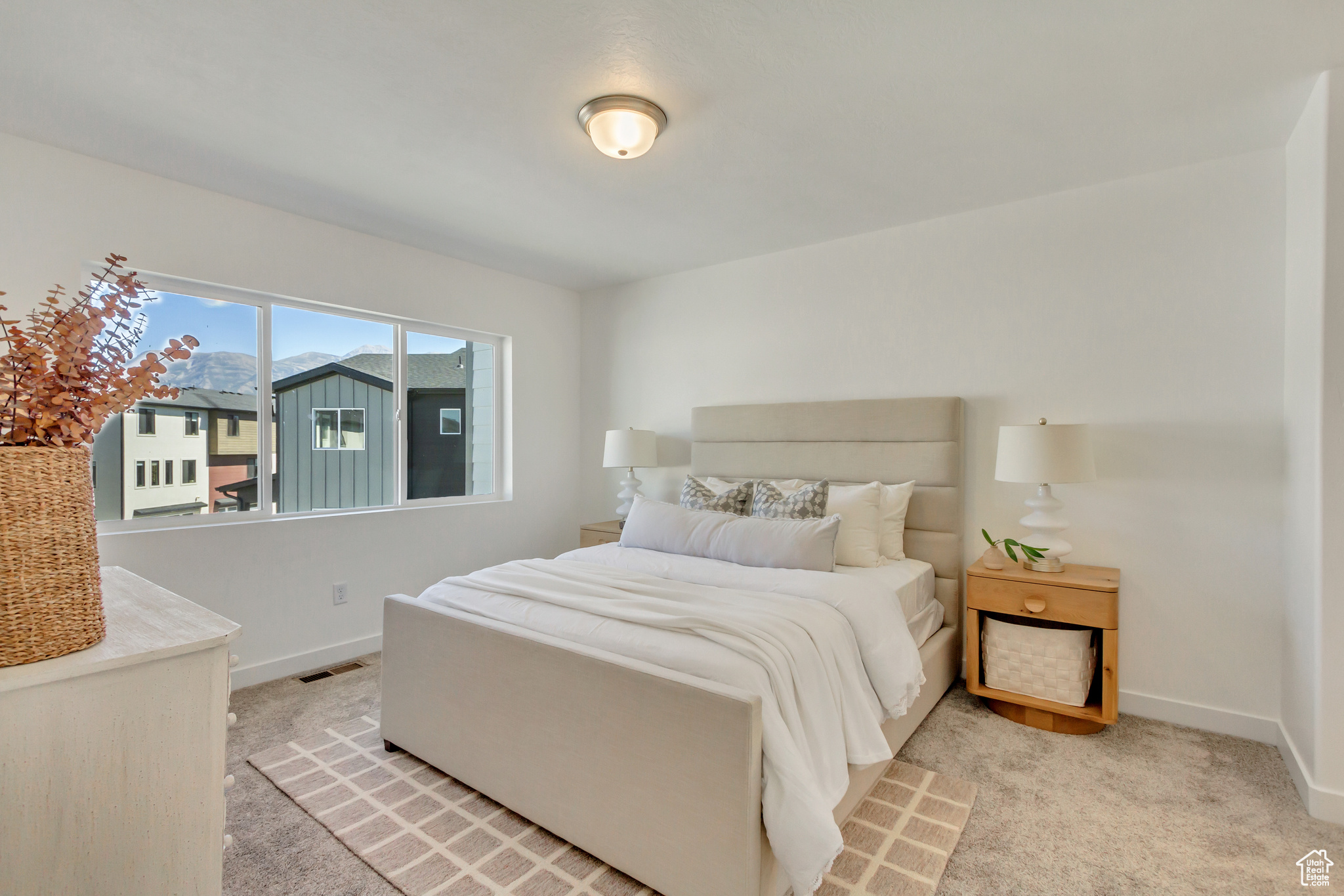 MEADOWBROOK - Residential