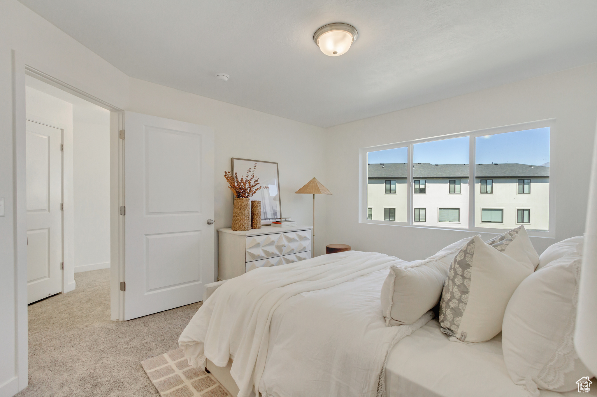MEADOWBROOK - Residential