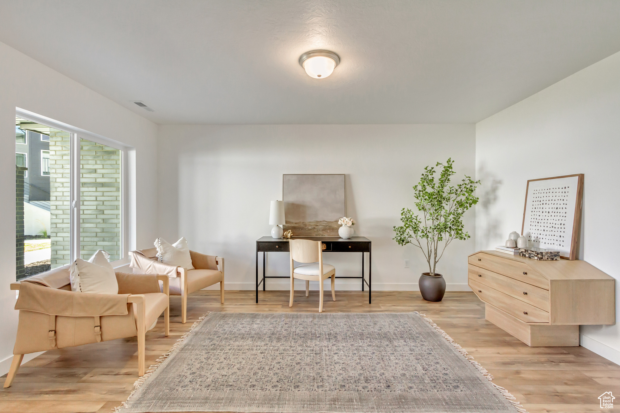 MEADOWBROOK - Residential