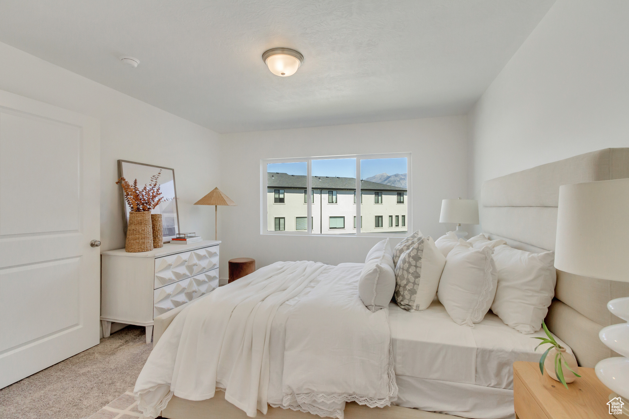 MEADOWBROOK - Residential