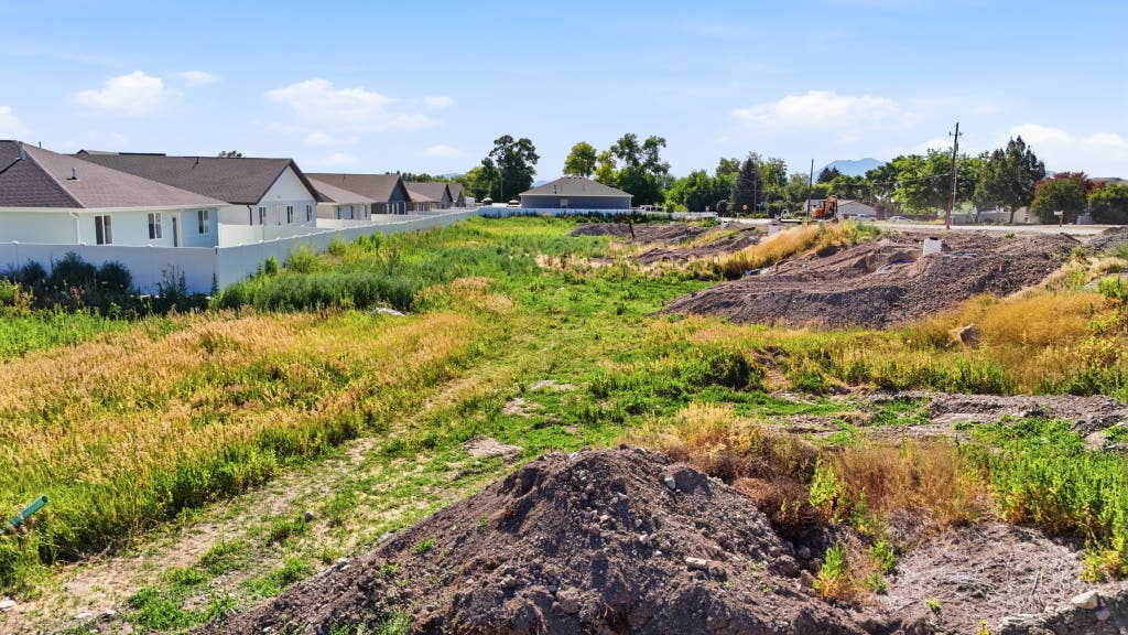 Photo of 246 W 400 N #10, Smithfield, UT 84335 (MLS # 2172800)