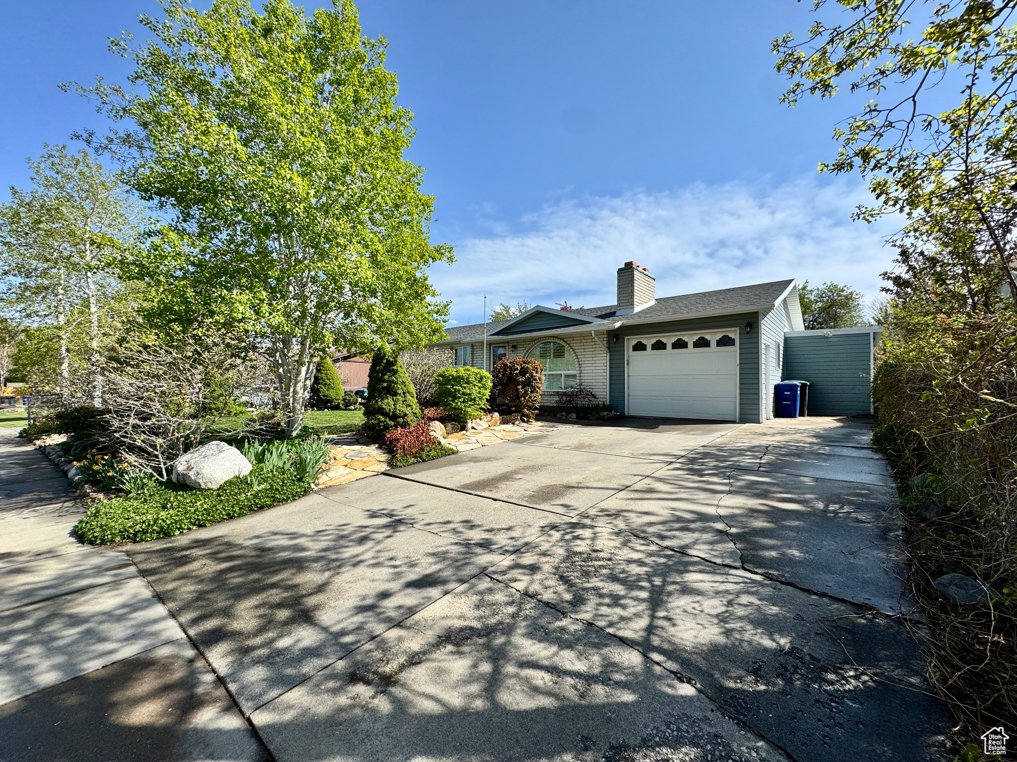 2033 W Knights Way, West Jordan, Utah image 37