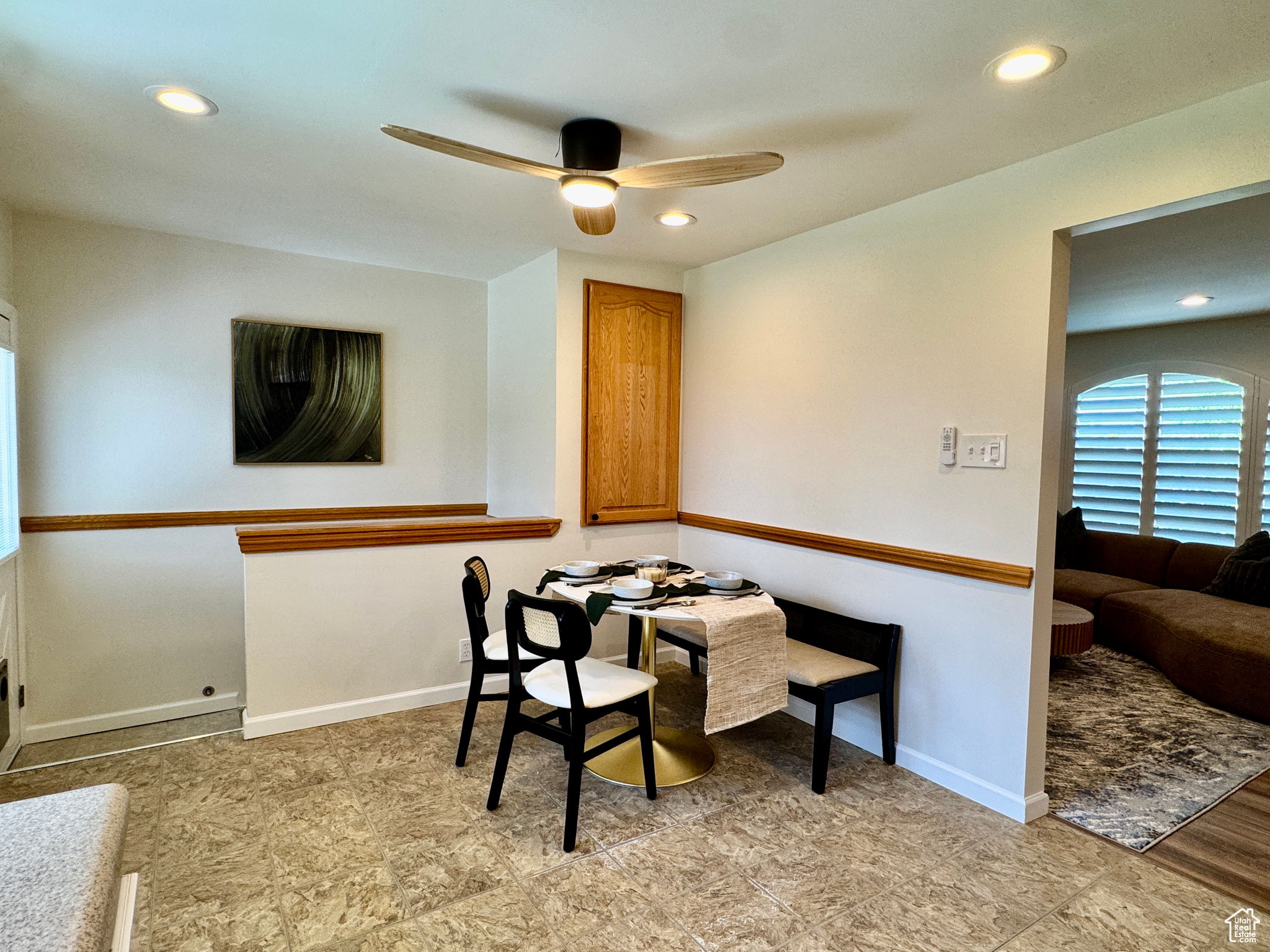 2033 W Knights Way, West Jordan, Utah image 9