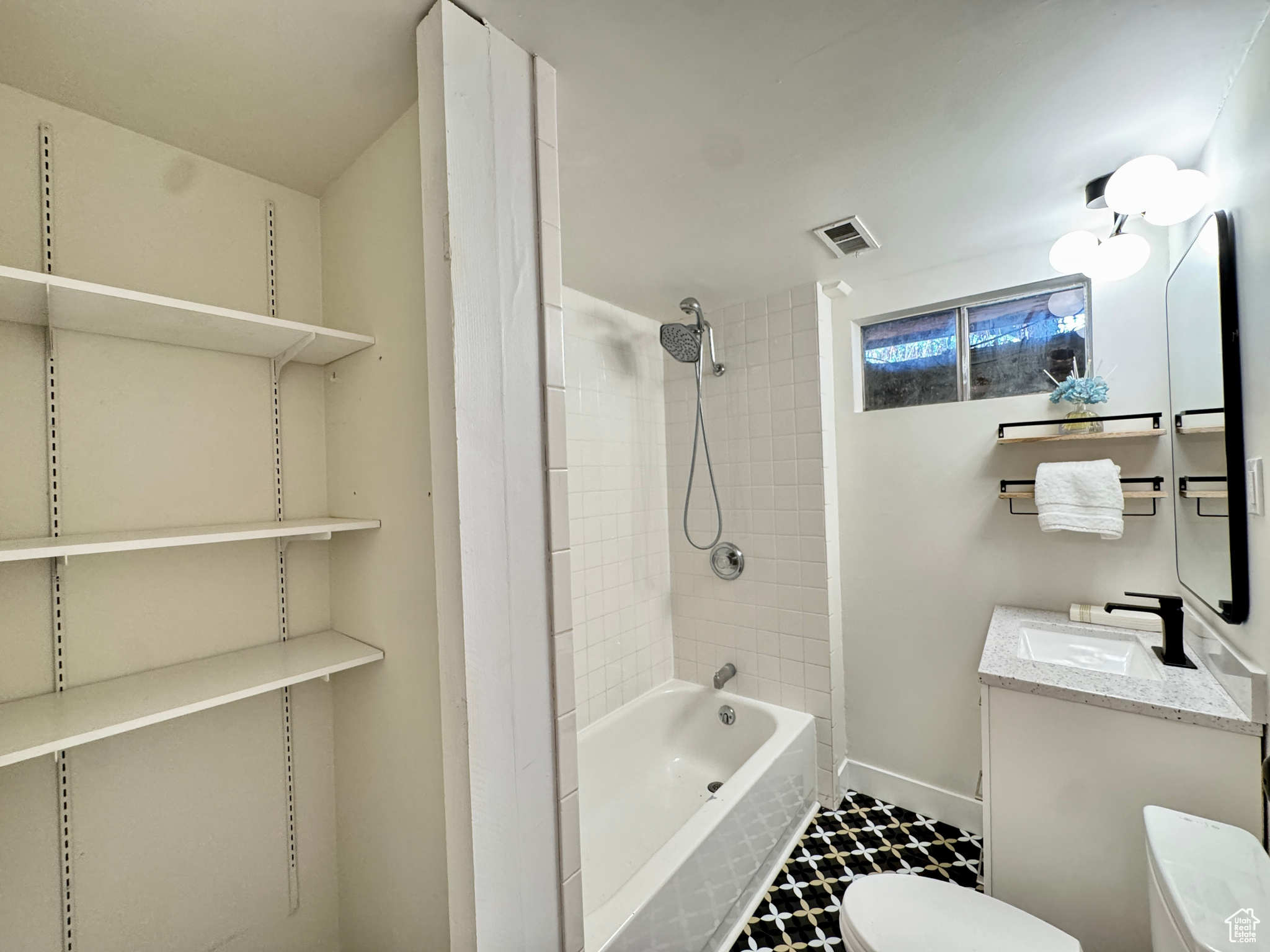2033 W Knights Way, West Jordan, Utah image 25