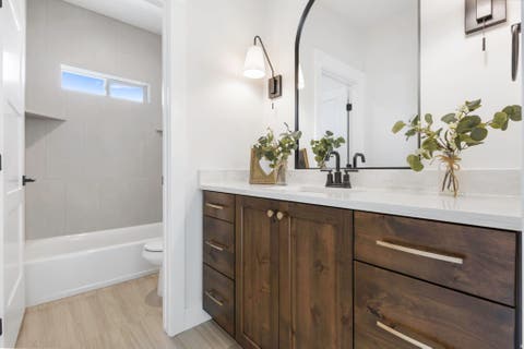 Tiny photo for 619 E MOUNTAIN RD. Rd N, North Ogden, UT 84414 (MLS # 2178491)