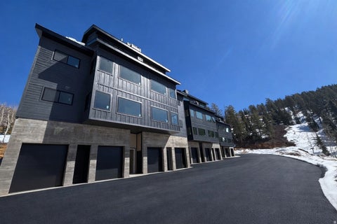 Photo of 6560 N WOLF CREEK DR DR #4A, Eden, UT 84310 (MLS # 2186910)