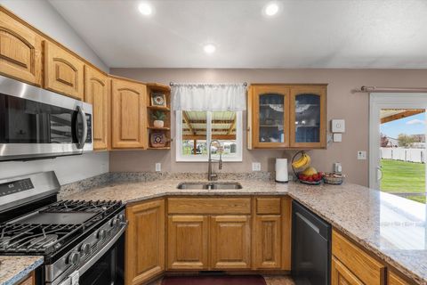 Tiny photo for 4205 W 4450 S, West Haven, UT 84401 (MLS # 2147520)
