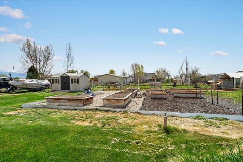Tiny photo for 4205 W 4450 S, West Haven, UT 84401 (MLS # 2147520)