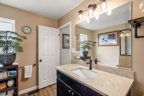 Tiny photo for 4205 W 4450 S, West Haven, UT 84401 (MLS # 2147520)