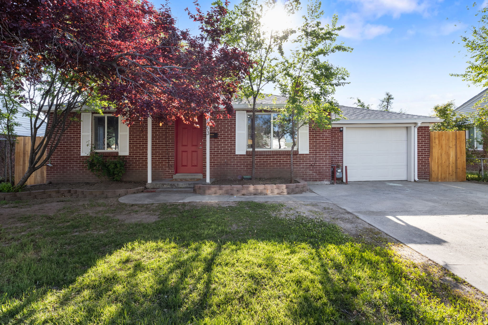 GLENDALE GARDENS - Residential