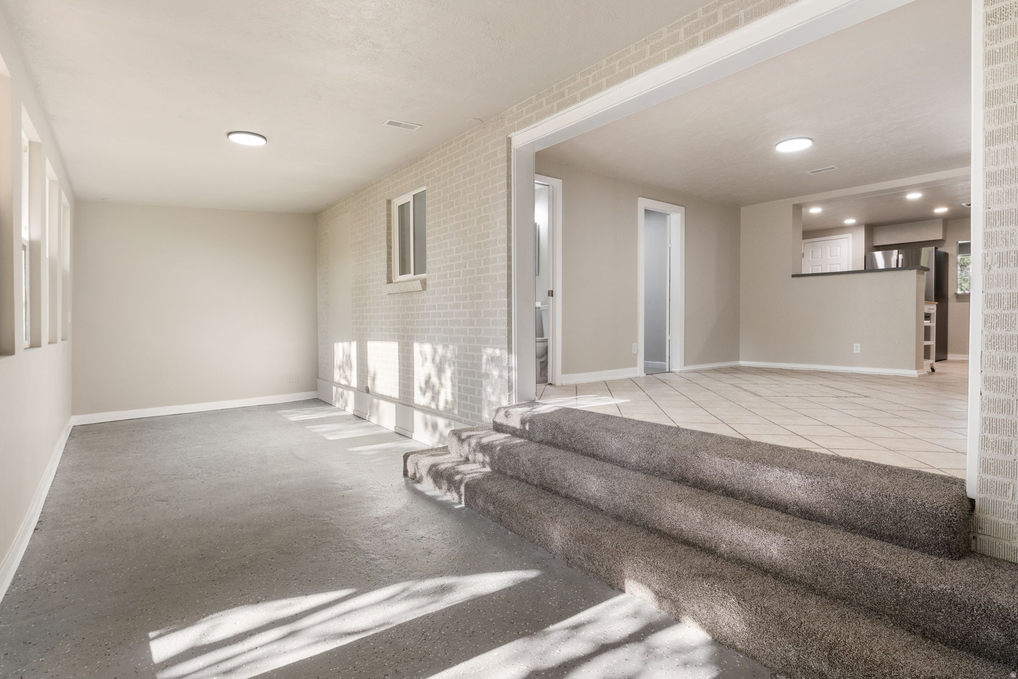 GLENDALE GARDENS - Residential