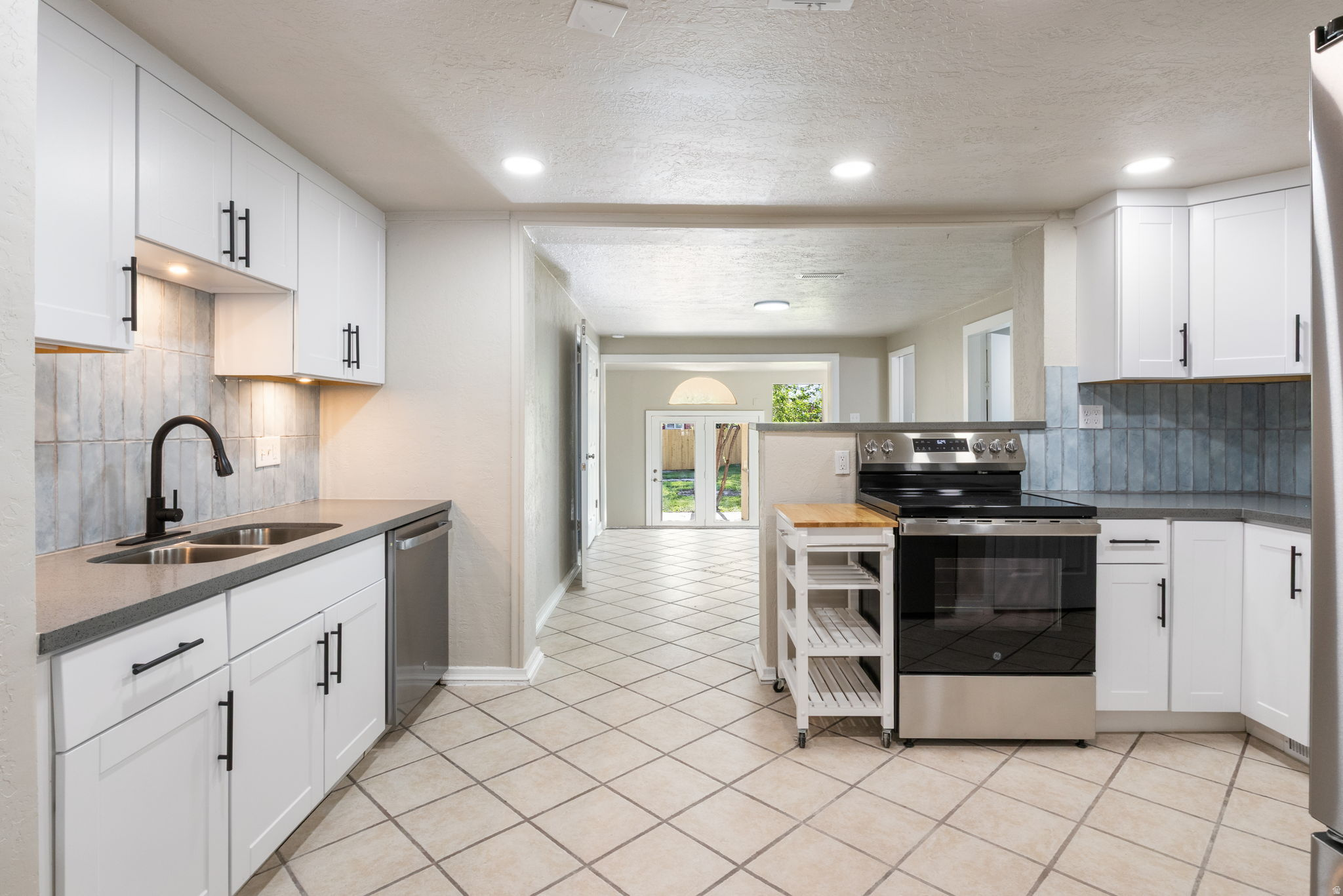 GLENDALE GARDENS - Residential