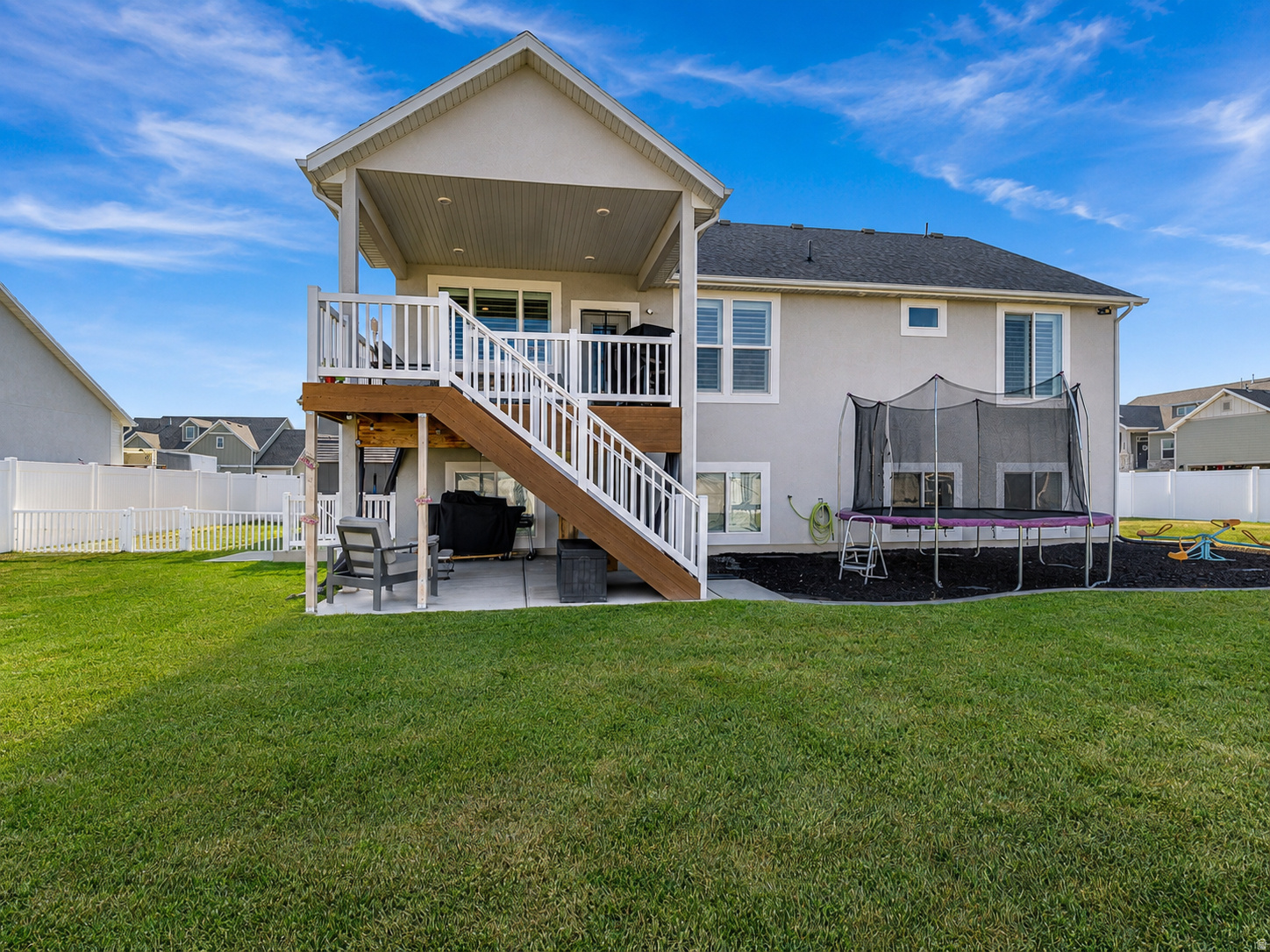 RIVER CROSSING - Residential