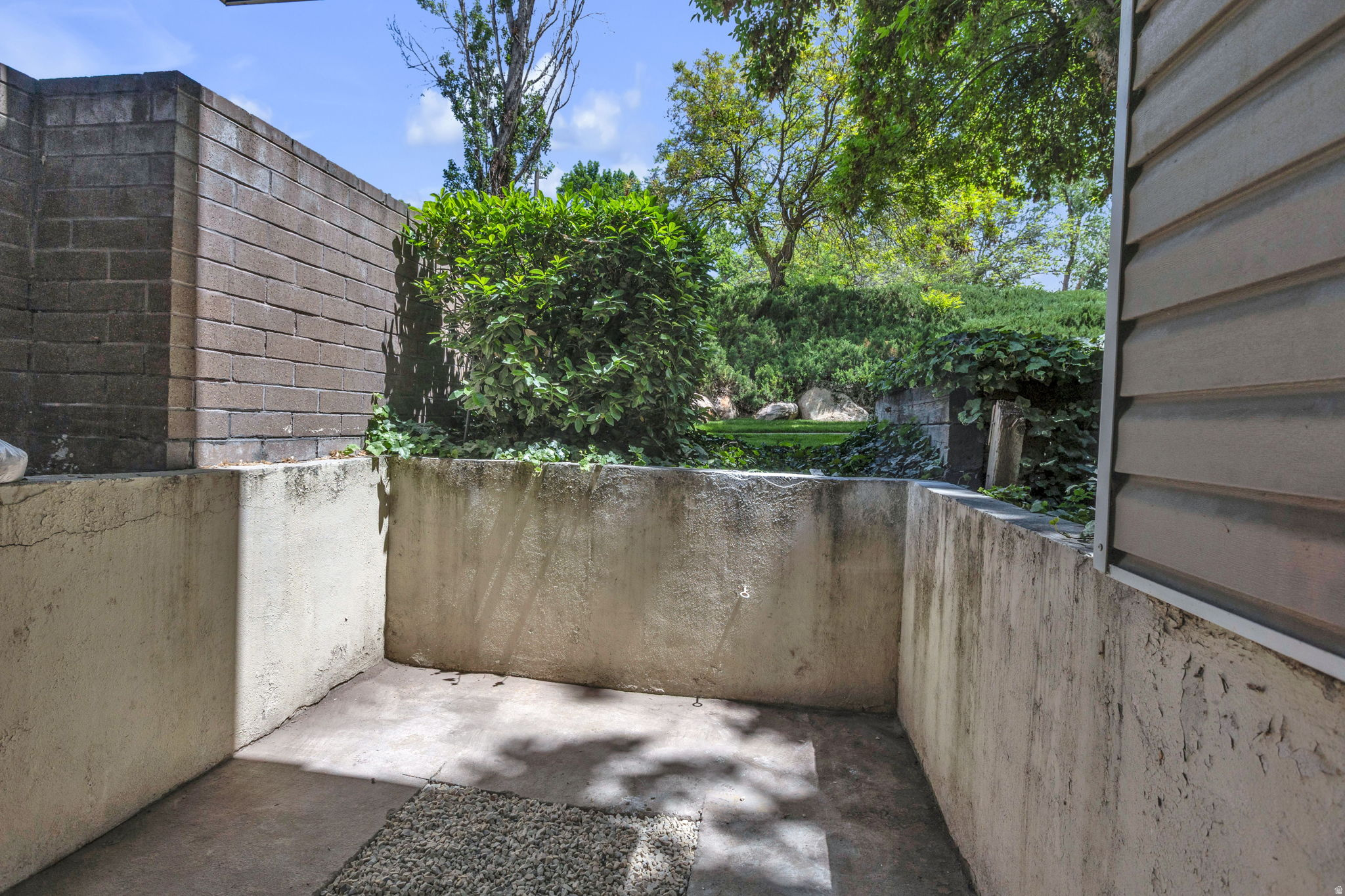 QUAILBROOK EAST - Residential
