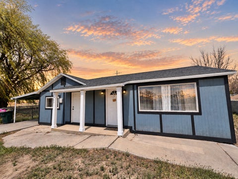 Homes For Sale - 665 E Main St<br/> Wellington, UT 84542