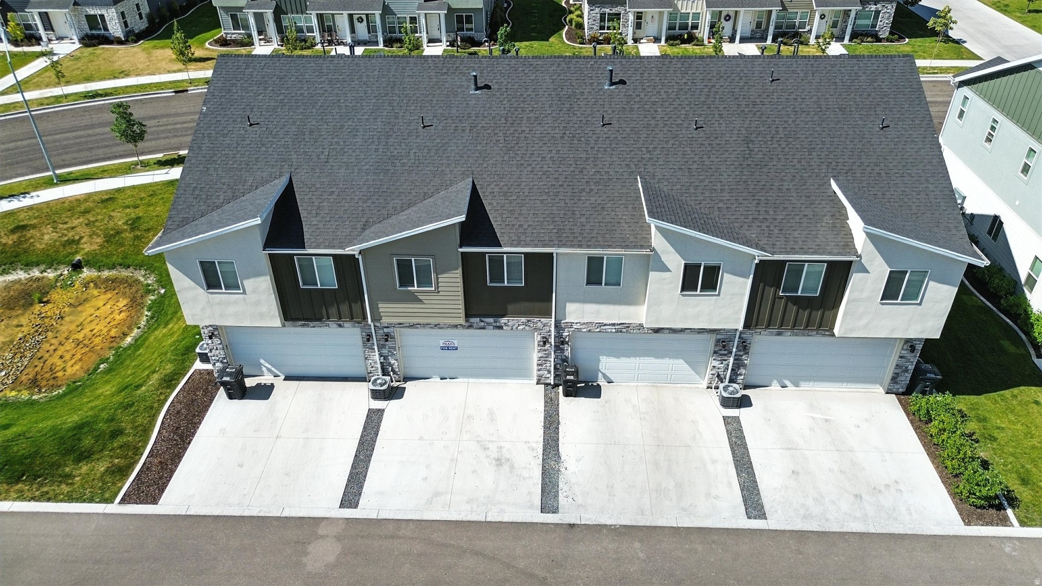 WOODMORE POINTE SUBDIVISION PHASE 4 - Residential